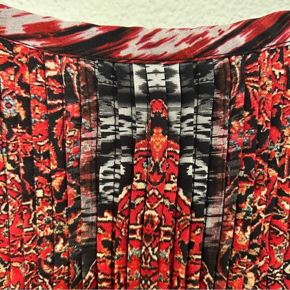 Ranna Gill Embroidered Blouse Jewel Tone Top V-Neck Pleated Black Size Small - Picture 9 of 16